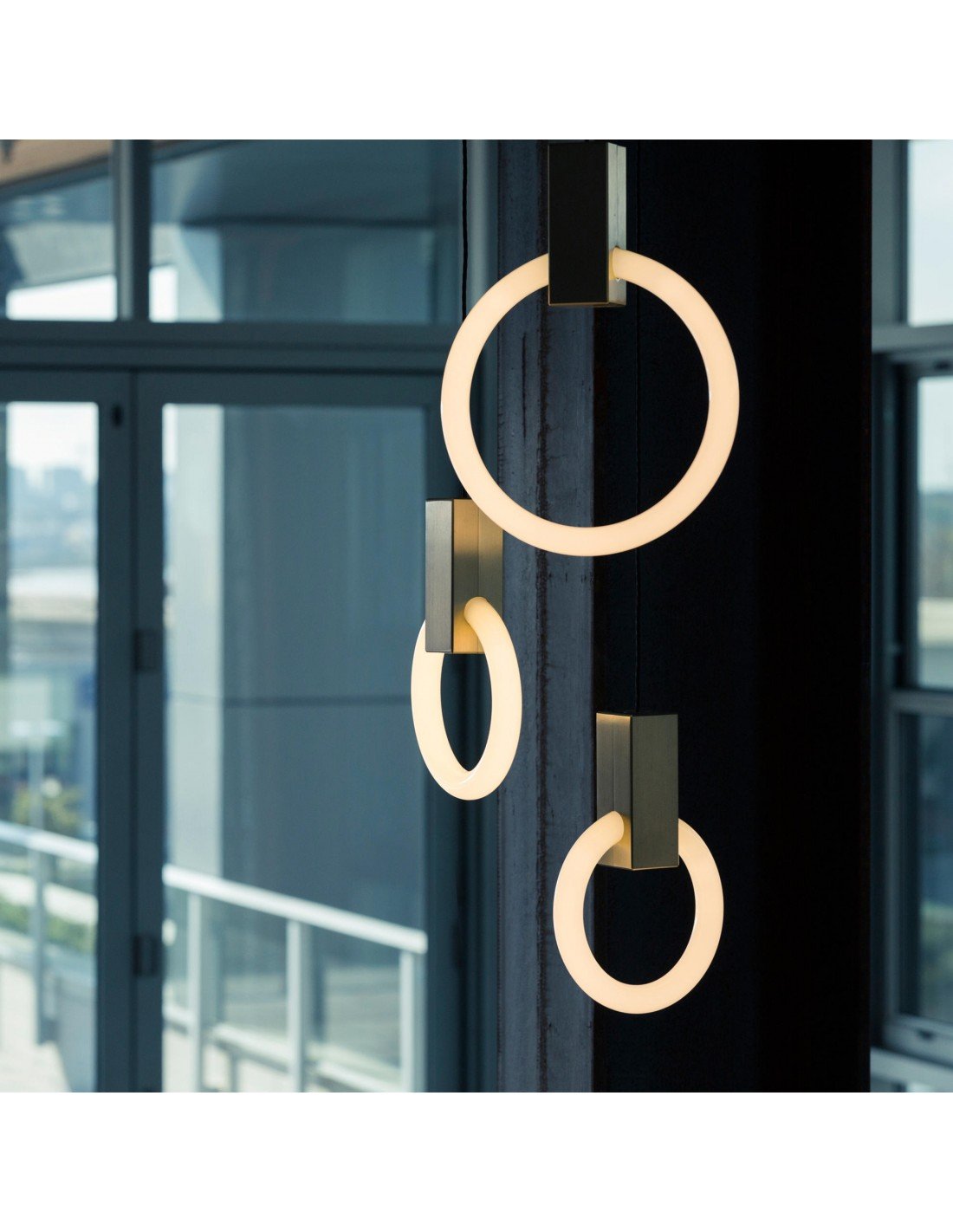 Aluminium Black Rings Long pendant lamp